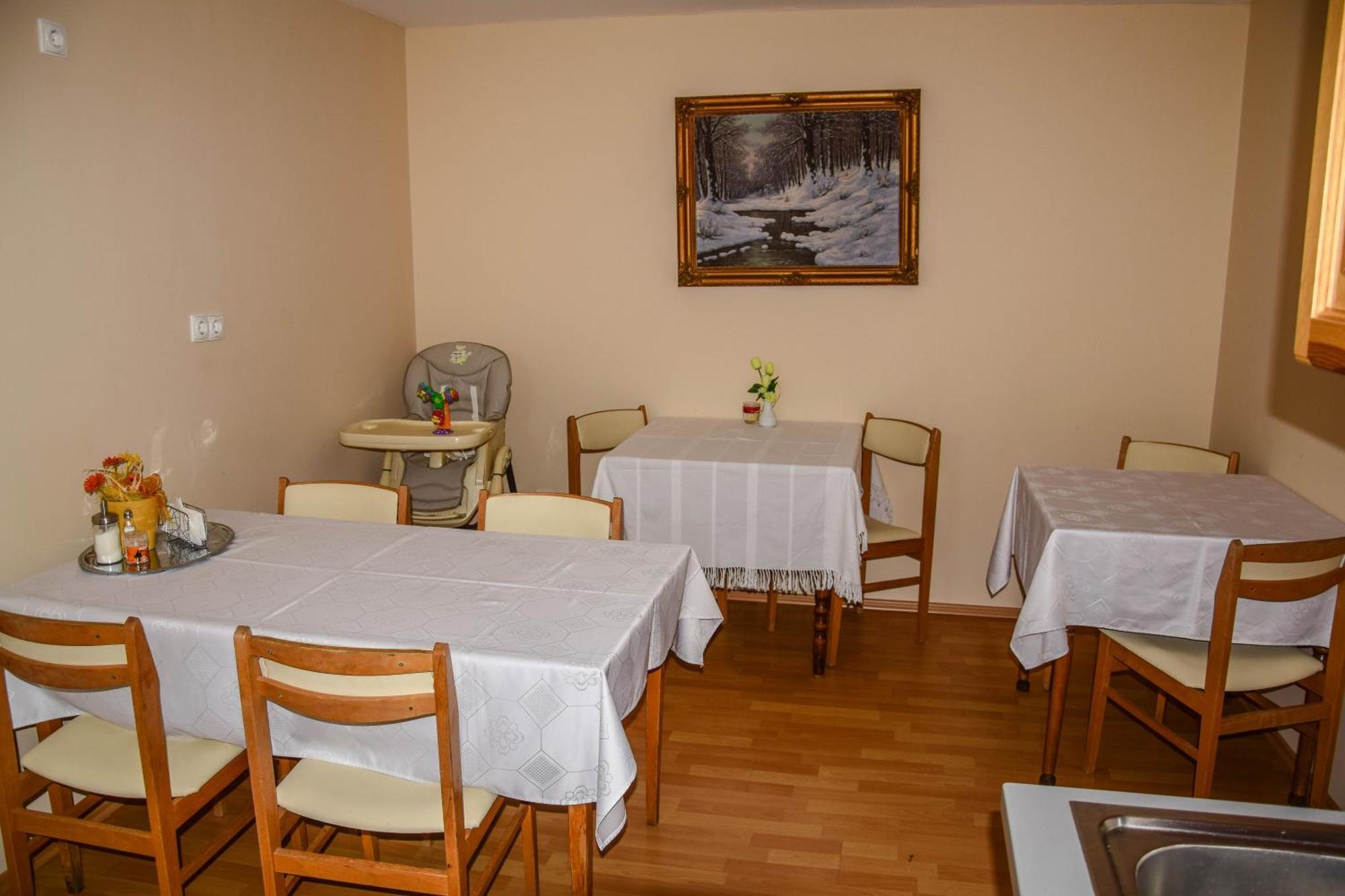 Ambrozia Guesthouse Nagykanizsa Exteriör bild